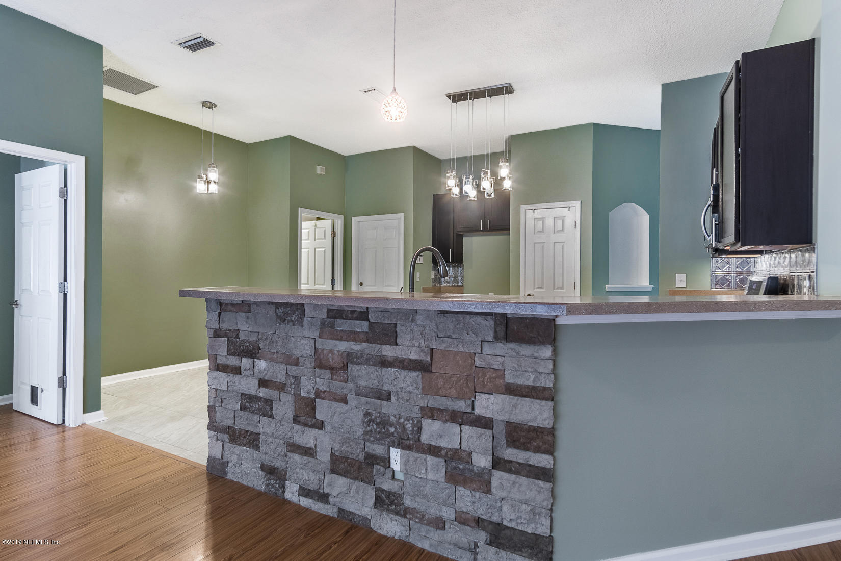 3986 Trail Ridge Road Middleburg, FL 32068 - Photo 12 of 39 Breakfast Bar