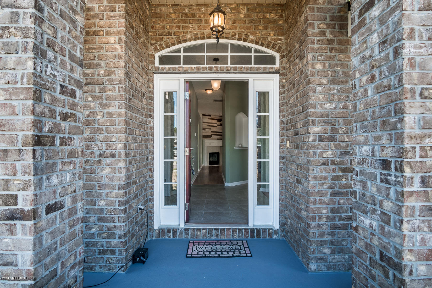 Exterior Front Entry