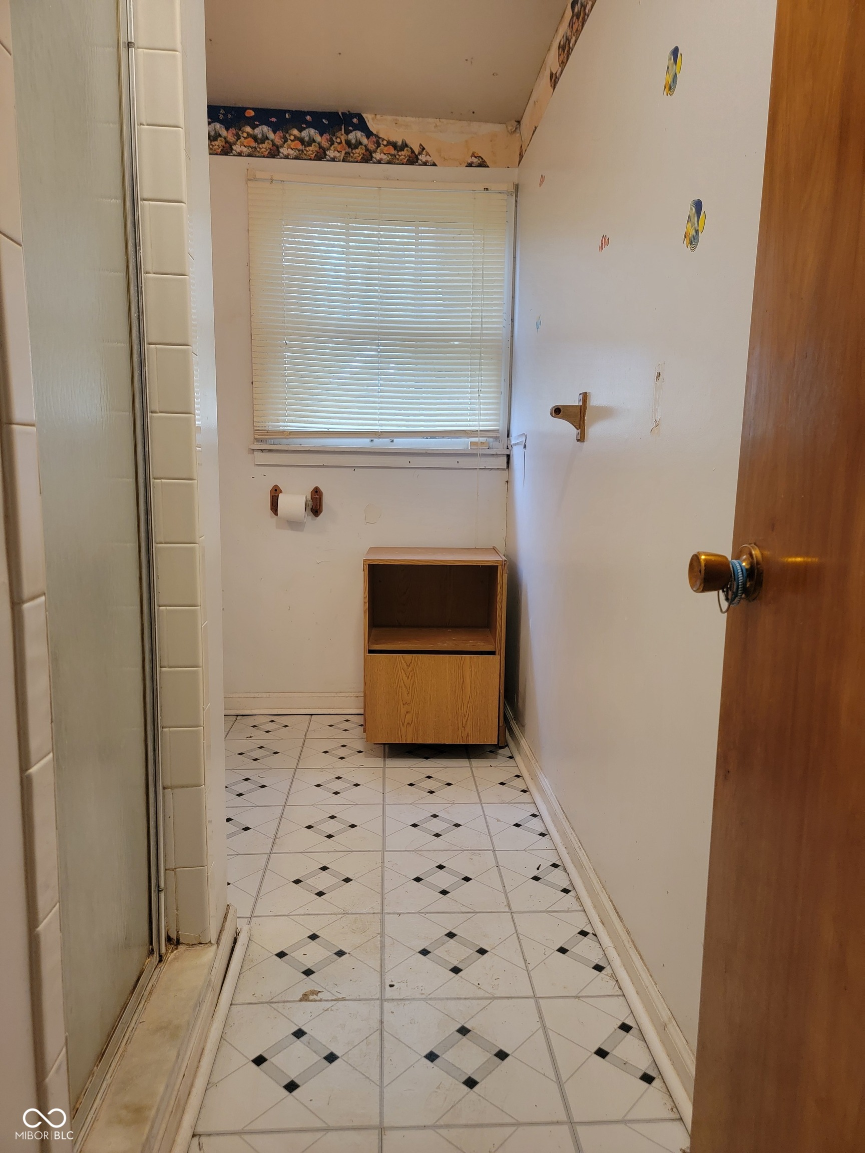 807 Bittersweet Lane Anderson, IN 46011 - Photo 15 of 29