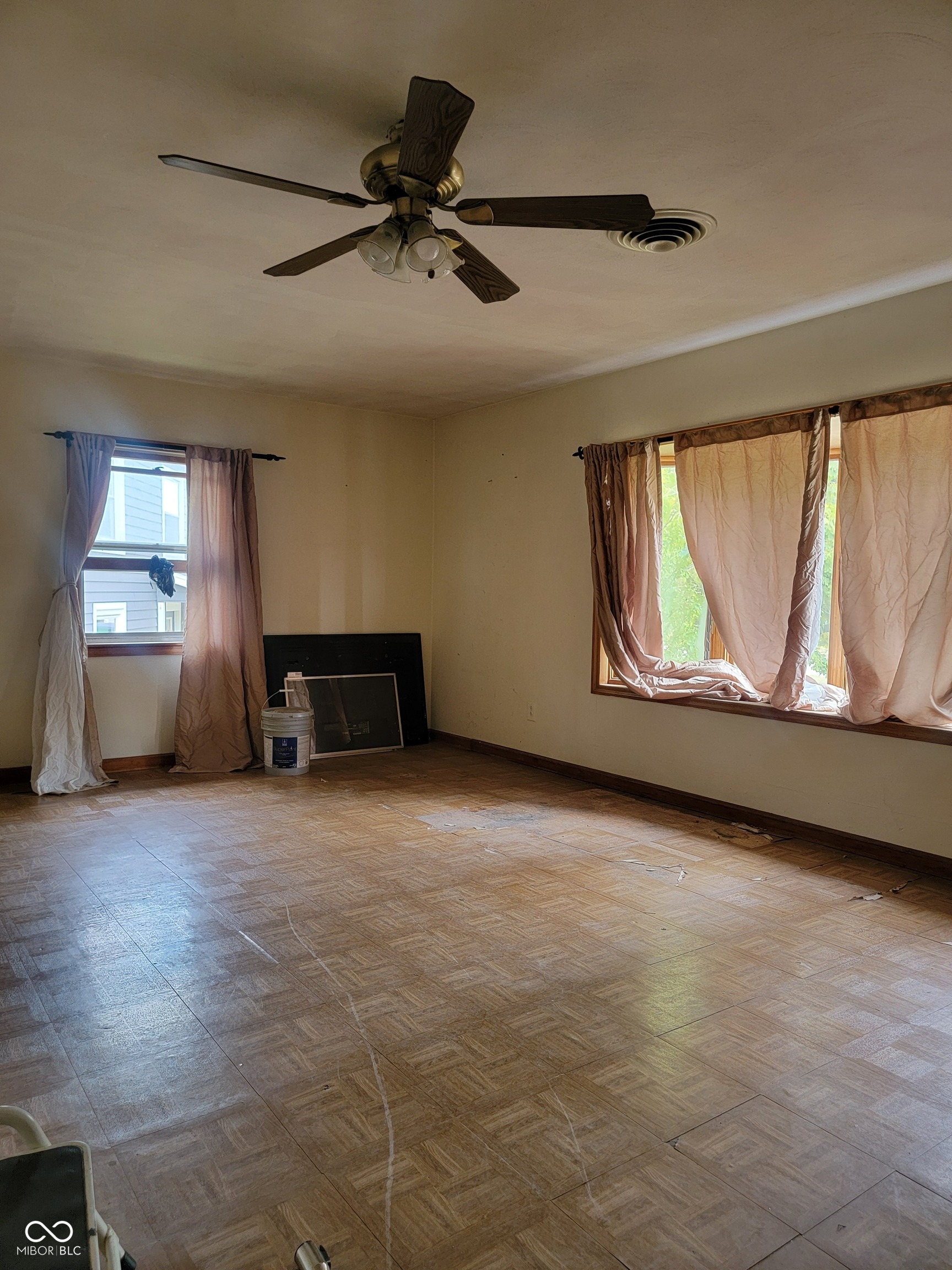 807 Bittersweet Lane Anderson, IN 46011 - Photo 17 of 29