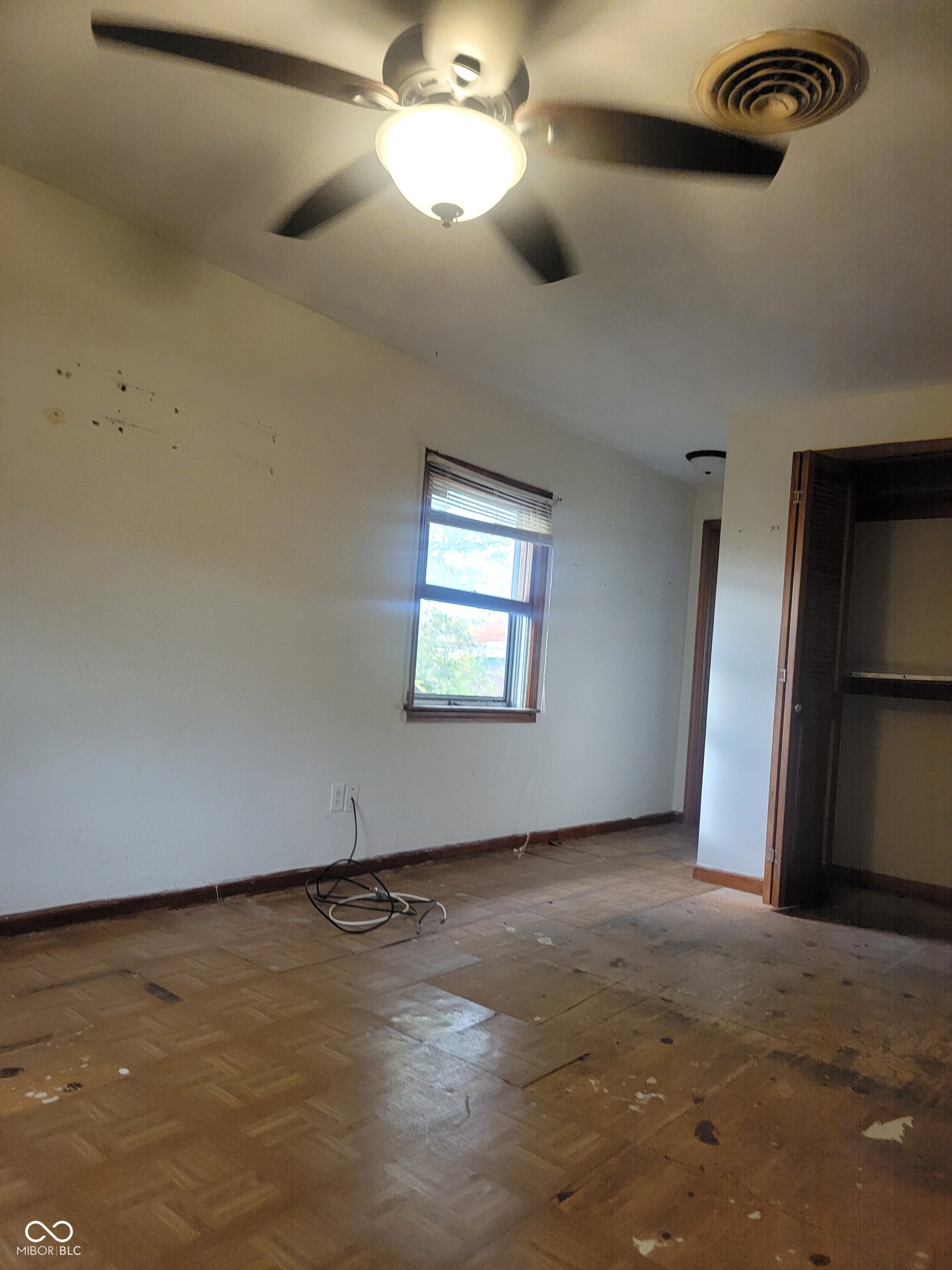 807 Bittersweet Lane Anderson, IN 46011 - Photo 10 of 29