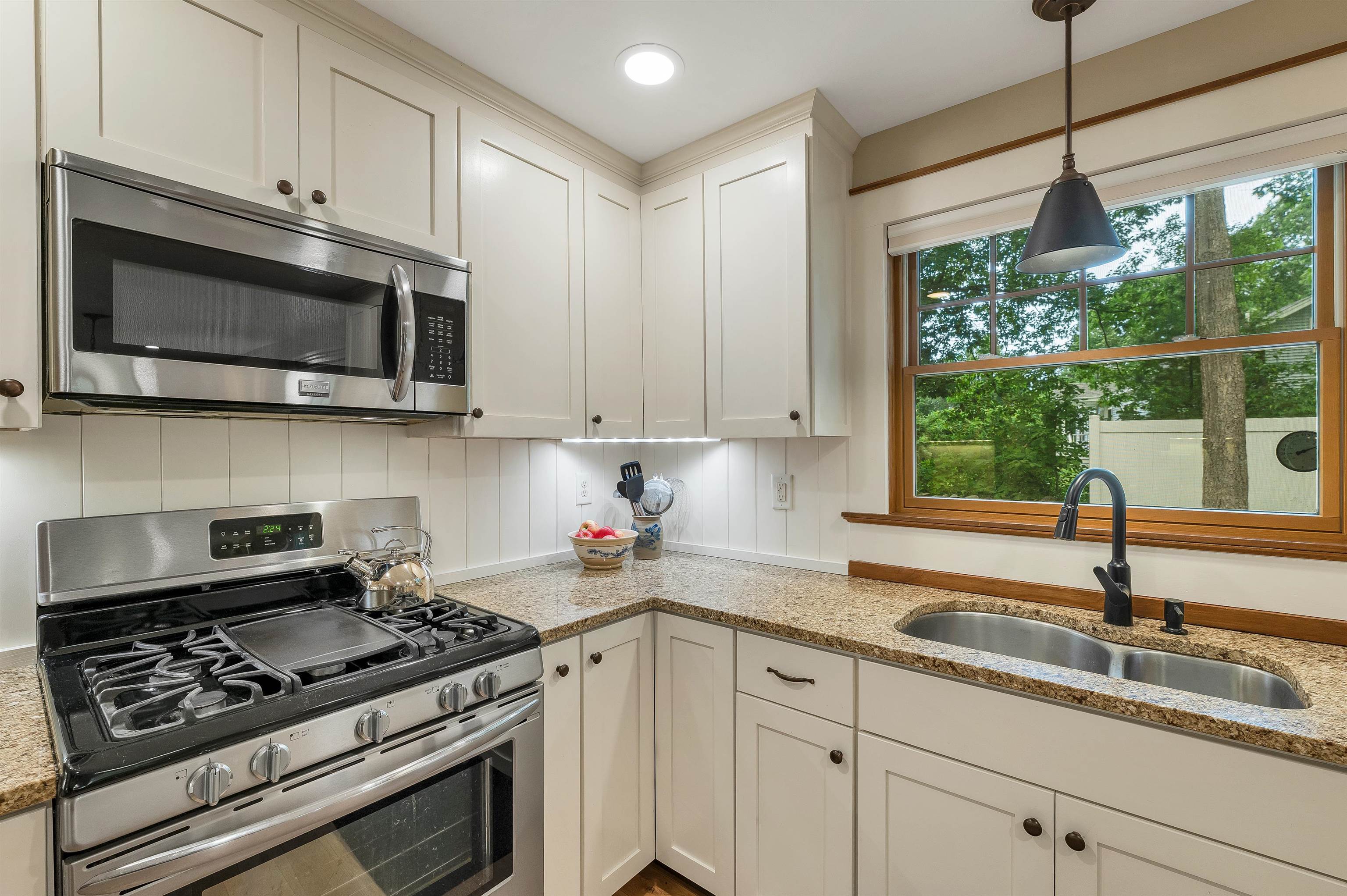 3 Oak-Knoll Road Meredith, NH 03253 - Photo 11 of 47