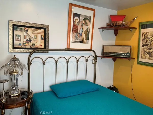 $439,900 | 409 Burchett Street, Unit 220, Glendale, CA 91203