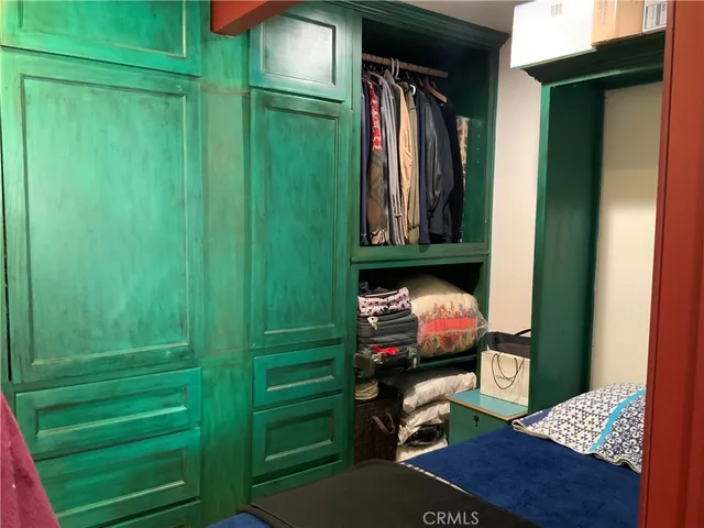 $449,900 | 409 Burchett Street, Unit 220, Glendale, CA 91203