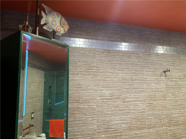 $449,900 | 409 Burchett Street, Unit 220, Glendale, CA 91203