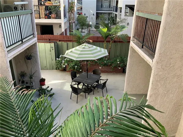 $439,900 | 409 Burchett Street, Unit 220, Glendale, CA 91203