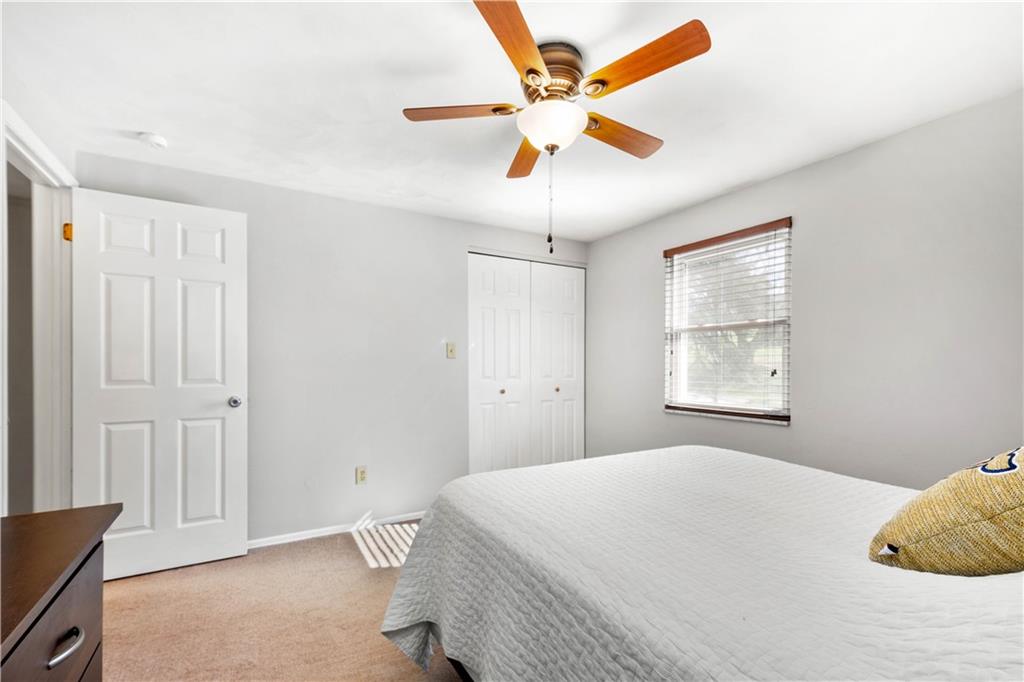 3444 McRoberts Road Pittsburgh, PA 15234 - Photo 15 of 25 Gallery Image 15