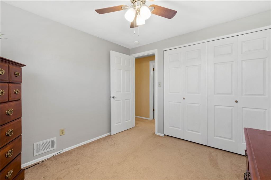 3444 McRoberts Road Pittsburgh, PA 15234 - Photo 18 of 25 Gallery Image 18