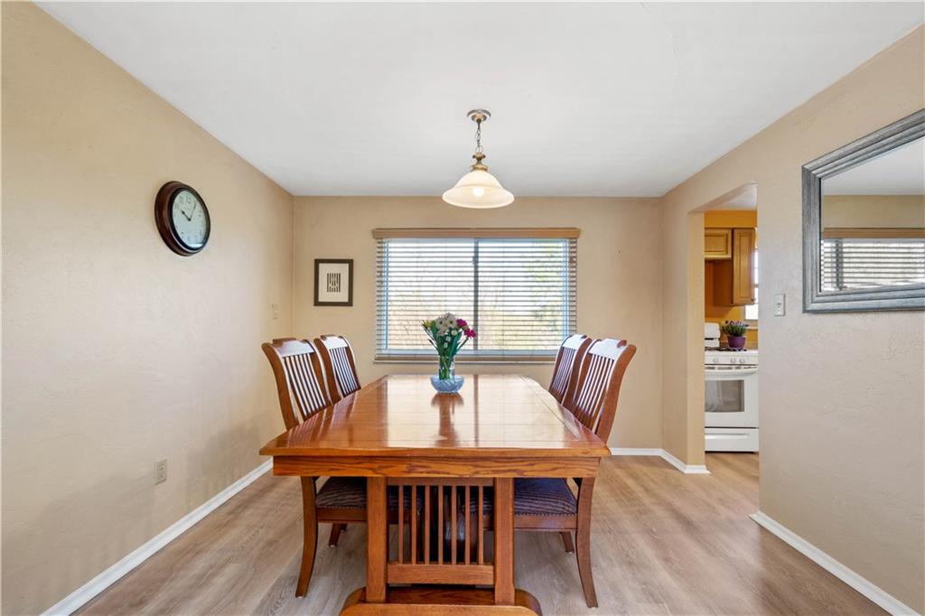 3444 McRoberts Road Pittsburgh, PA 15234 - Photo 7 of 25 Gallery Image 7