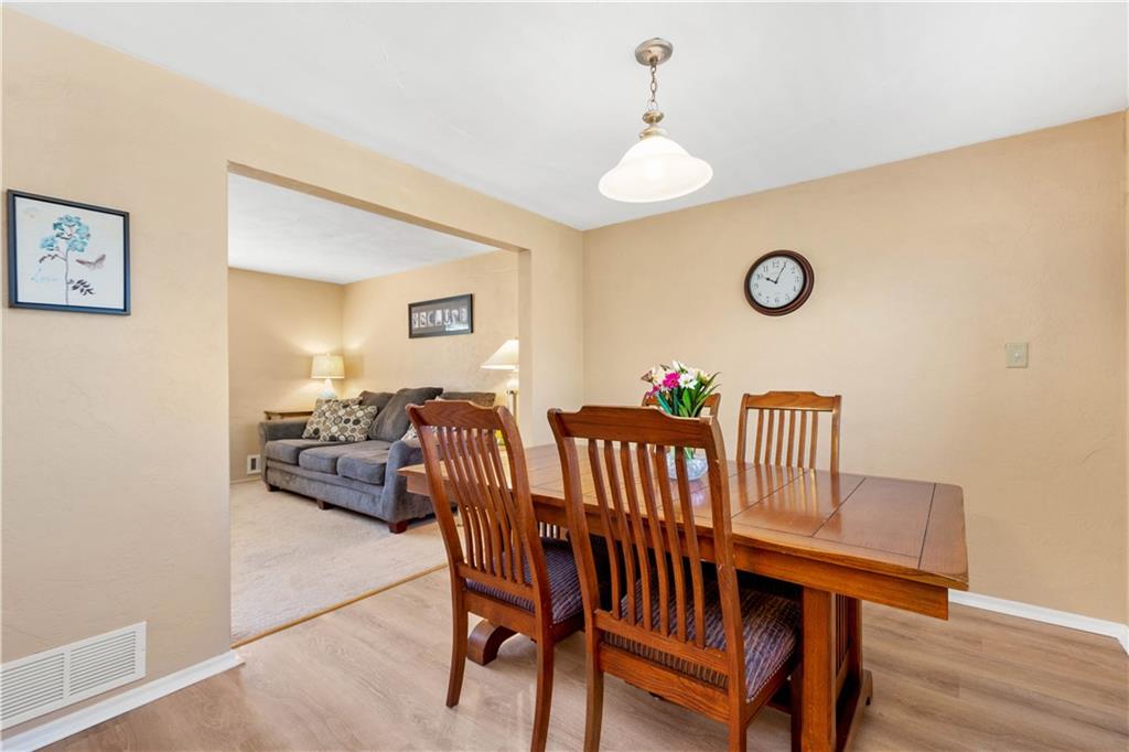 3444 McRoberts Road Pittsburgh, PA 15234 - Photo 8 of 25 Gallery Image 8