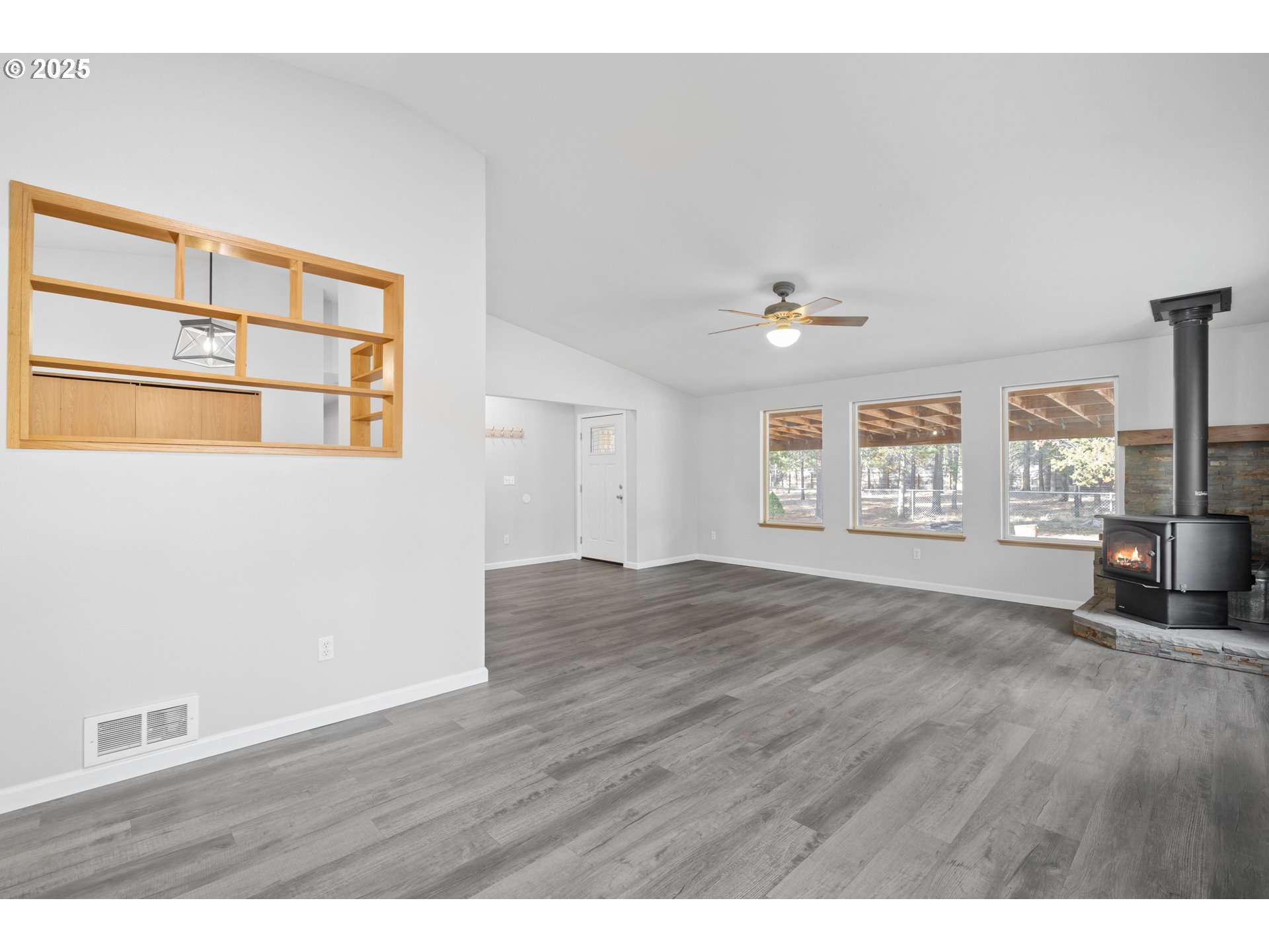 15711 Deedon Lane La Pine, OR 97739 - Photo 4 of 29 a view of an empty room with a window