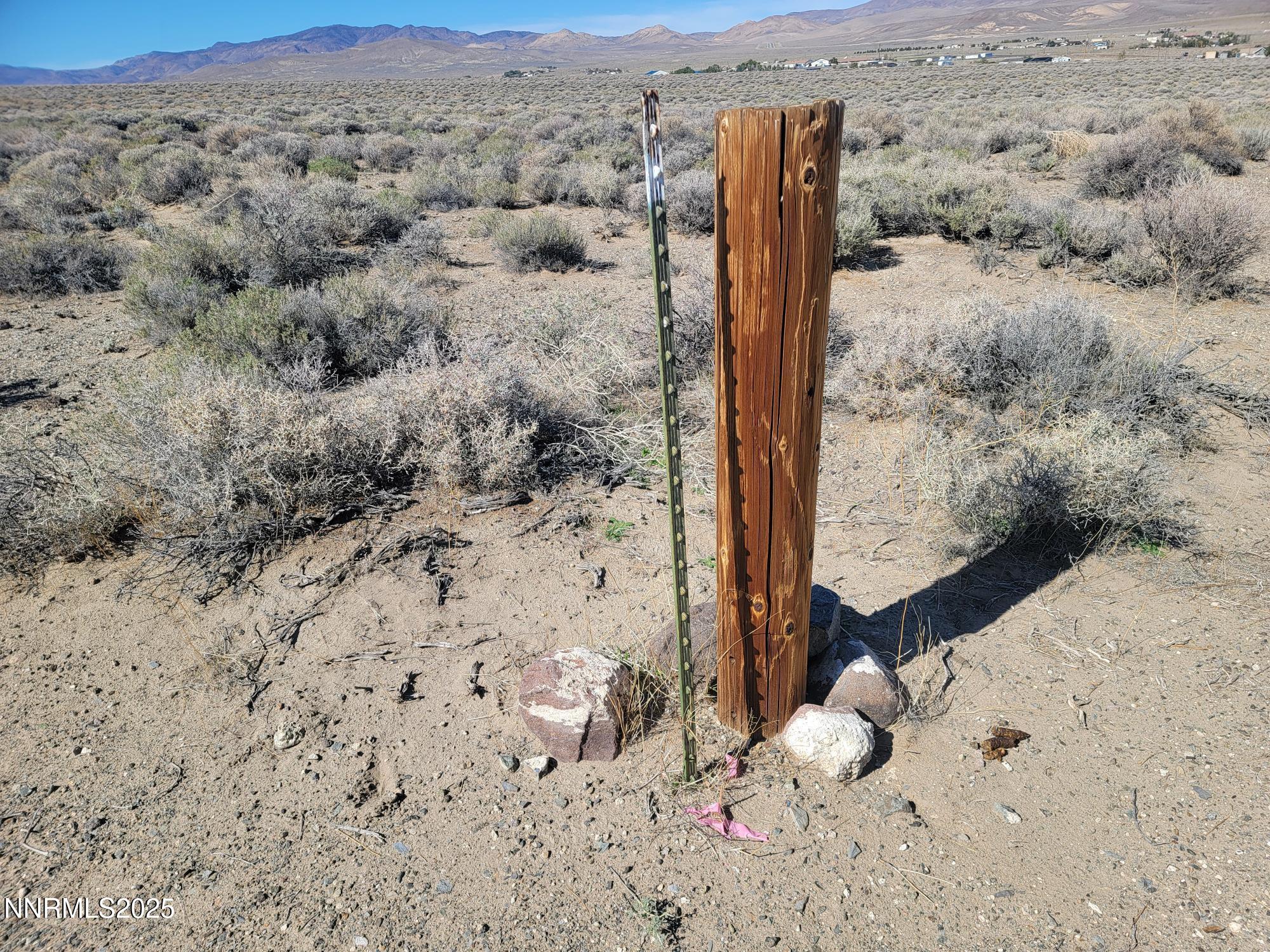 3090 Curtis Avenue Silver Springs, NV 89429 - Photo 17 of 17 a view of a backyard of a house