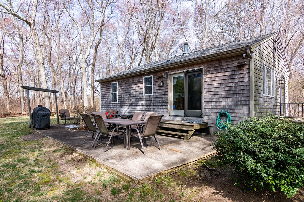 1668 Kingstown Road South Kingstown, RI 02879 - Photo 16 of 32