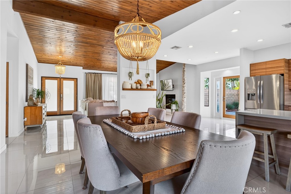9640 Hoylake Road Desert Hot Springs, CA 92240 - Photo 1 of 46 Dinning Room