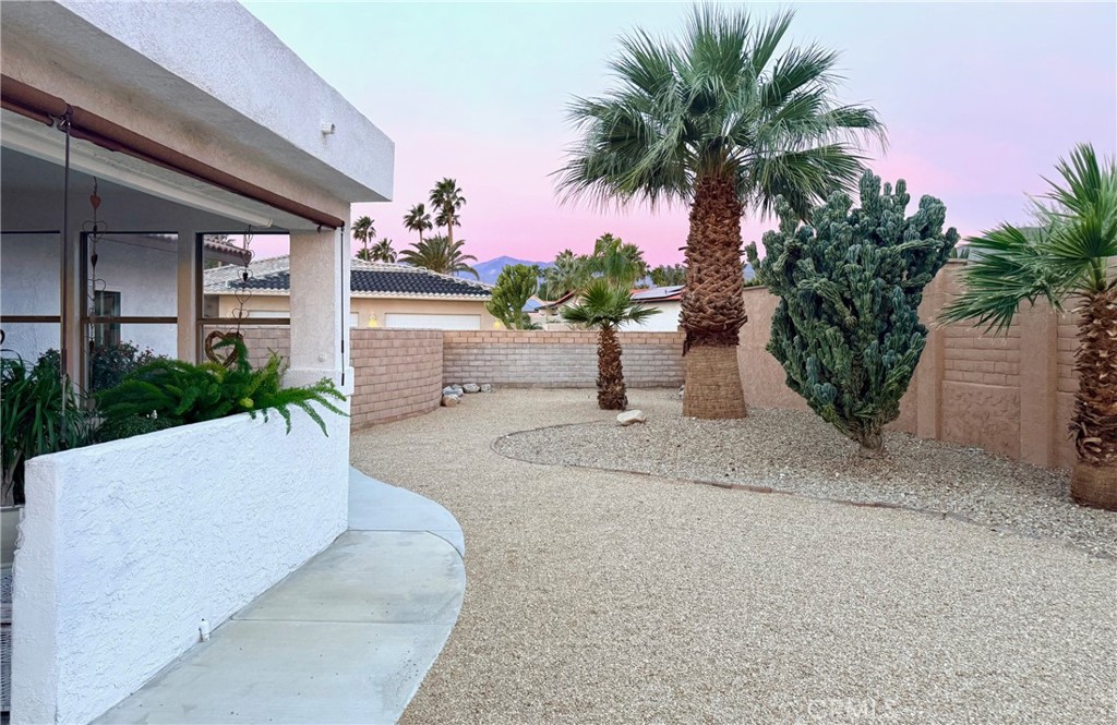 9640 Hoylake Road Desert Hot Springs, CA 92240 - Photo 15 of 17 Back Yard