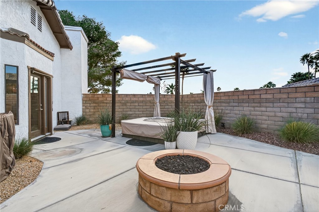 9640 Hoylake Road Desert Hot Springs, CA 92240 - Photo 33 of 46 a view of outdoor space and patio