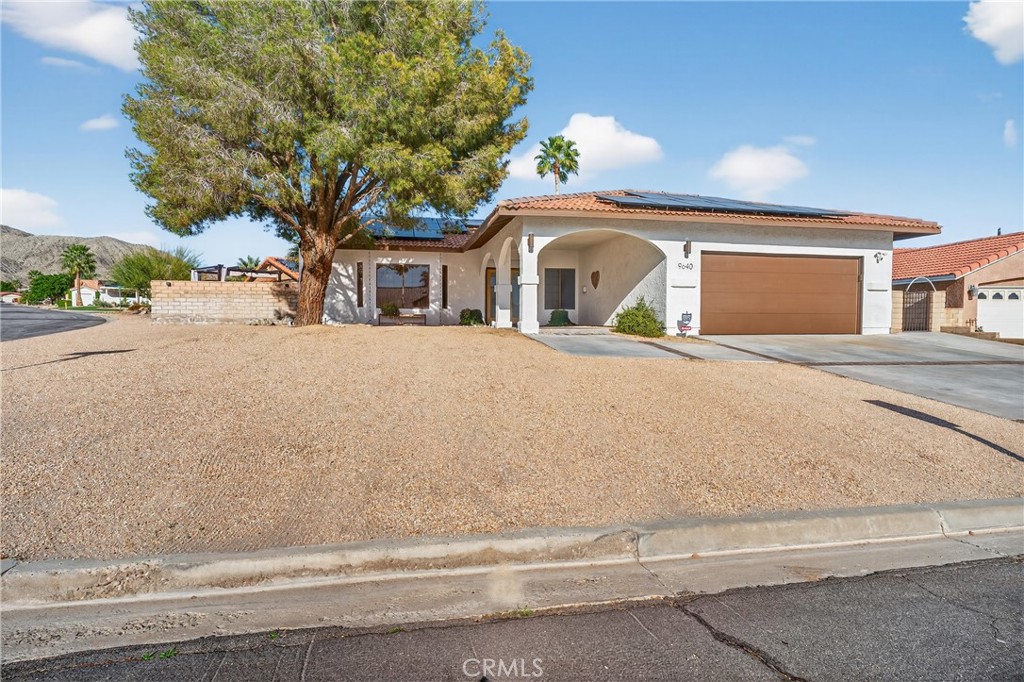9640 Hoylake Road Desert Hot Springs, CA 92240 - Photo 4 of 46