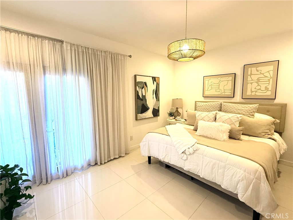 9640 Hoylake Road Desert Hot Springs, CA 92240 - Photo 8 of 17 Primary Bedroom