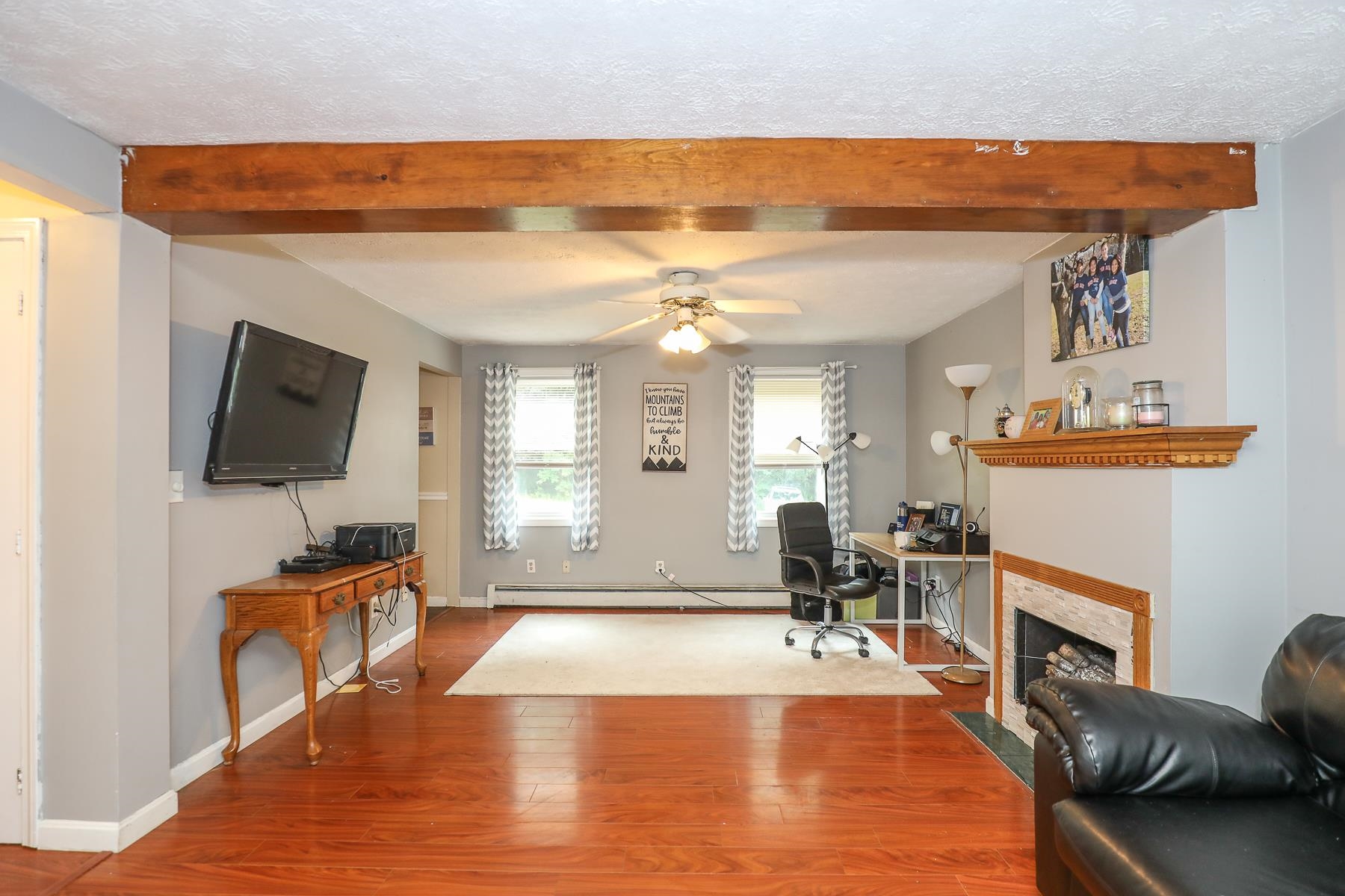 27 Hope Hill Road Derry, NH 03038 - Photo 14 of 33