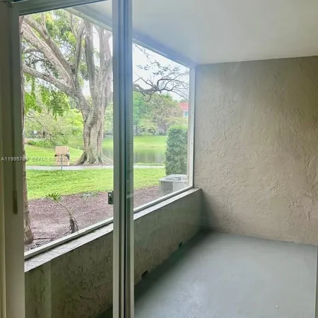 $1,900 | 1865 Palm Cove Boulevard, Unit 9102, Delray Beach, FL 33445