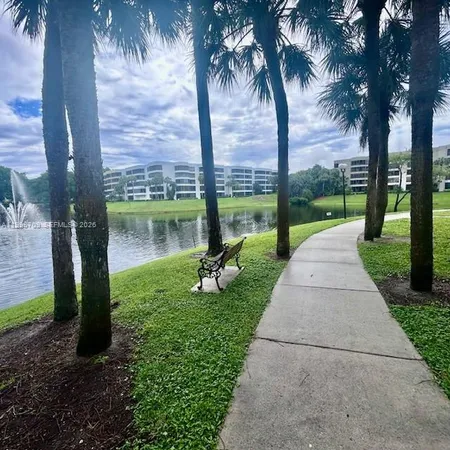 $1,900 | 1865 Palm Cove Boulevard, Unit 9102, Delray Beach, FL 33445