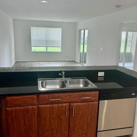 $1,900 | 1865 Palm Cove Boulevard, Unit 9102, Delray Beach, FL 33445