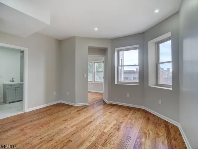 $3,200 | 236 Woodside Avenue, Newark, NJ 07104