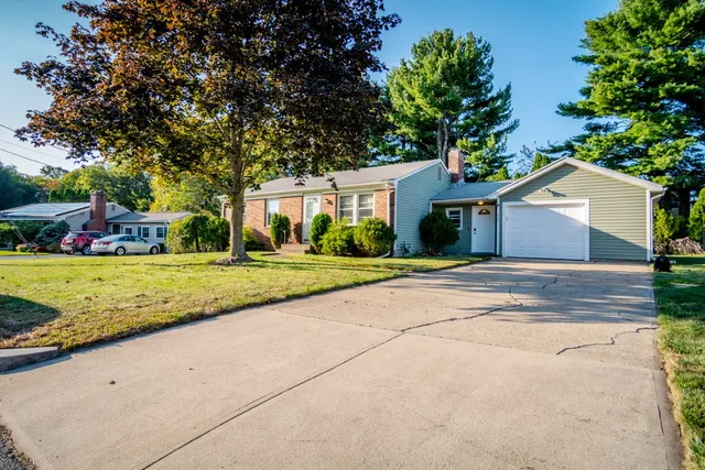 $408,000 | 444 Knollwood Drive, Woonsocket, RI 02895