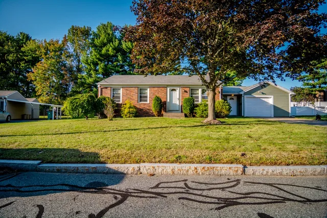 $408,000 | 444 Knollwood Drive, Woonsocket, RI 02895