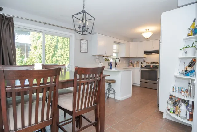 $408,000 | 444 Knollwood Drive, Woonsocket, RI 02895