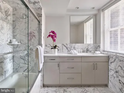 $12,470 | 135 South 18th Street, Unit PLATINUM2BED, Philadelphia, PA 19103