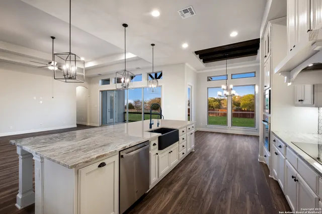 $743,850 | 3363 Harvest View, Marion, TX 78124