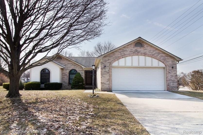 991 Dressler Lane Rochester, MI 48307 - Photo 1 of 36 DresslerLn_991_Front.jpg