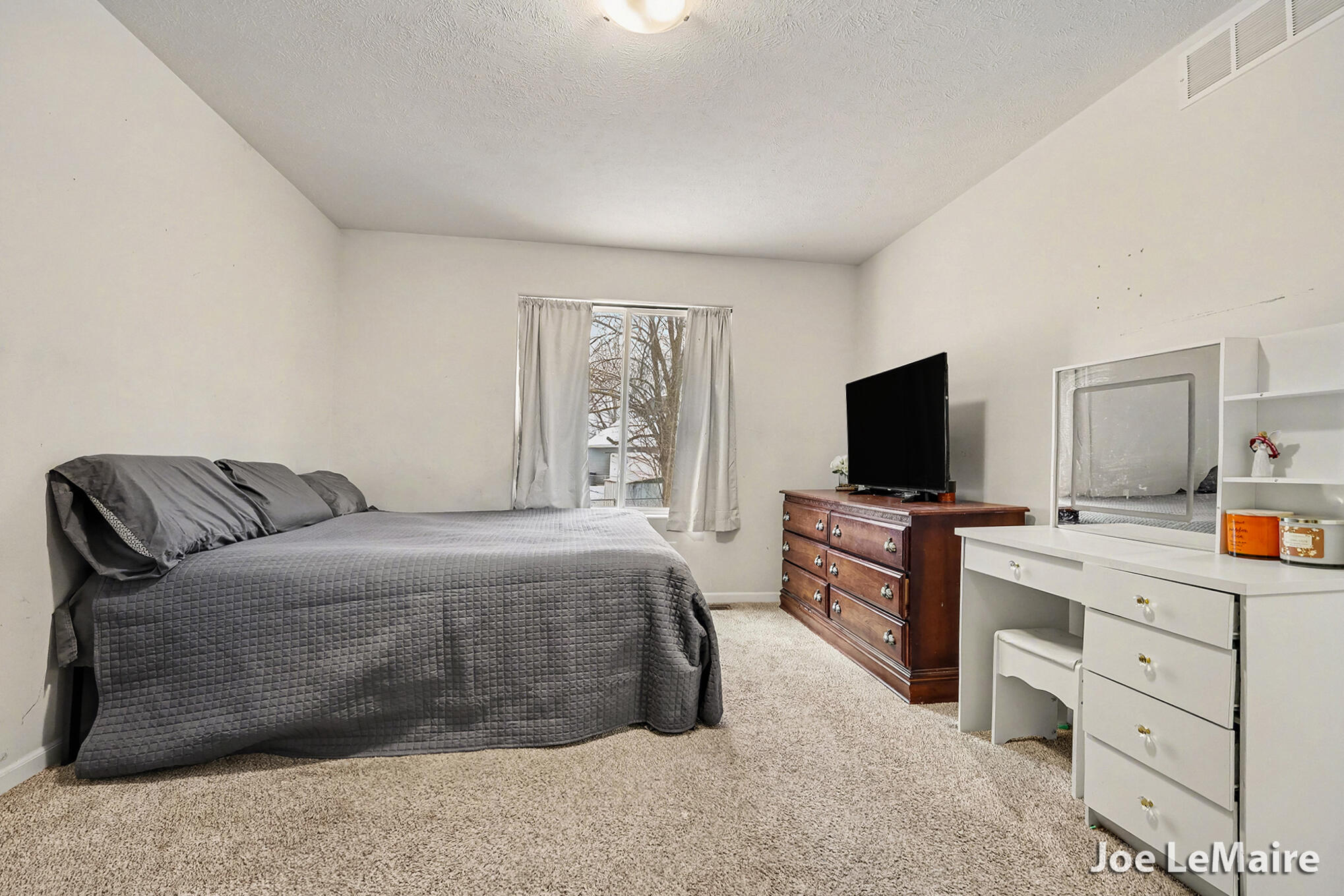 5827 Stimson Road Middleville, MI 49333 - Photo 7 of 17 IMG_5600