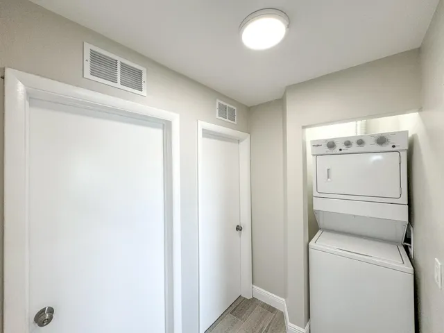 $1,650 | 710 10th Street, Unit 8, West Palm Beach, FL 33401
