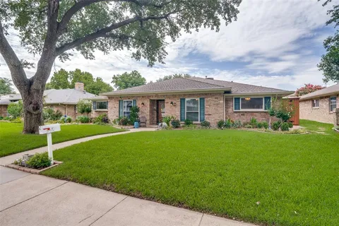 $700,000 | 7419 Authon Drive, Dallas, TX 75248