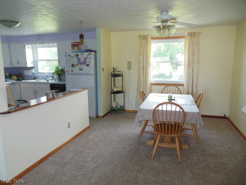 7716 Elyria Road Medina, OH 44256 - Photo 6 of 14 Dining Area