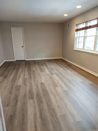 $2,200 | 50 Bon Aire Circle, Unit C15, Suffern, NY 10901