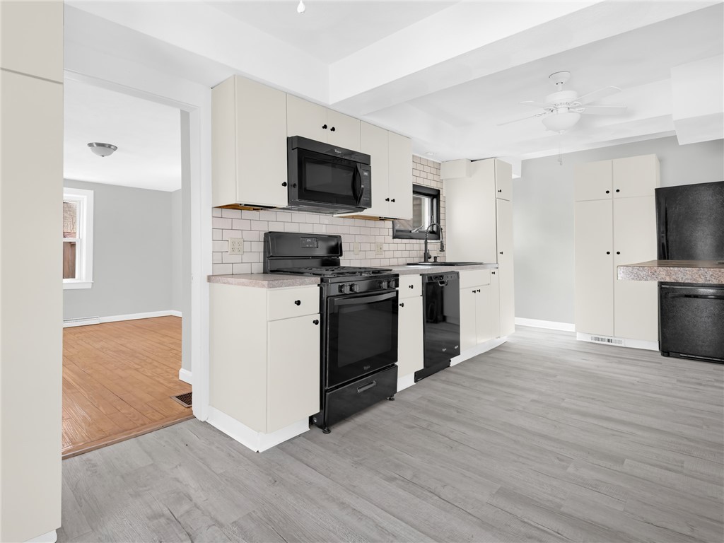 28 Fulton Street Warwick, RI 02889 - Photo 11 of 26