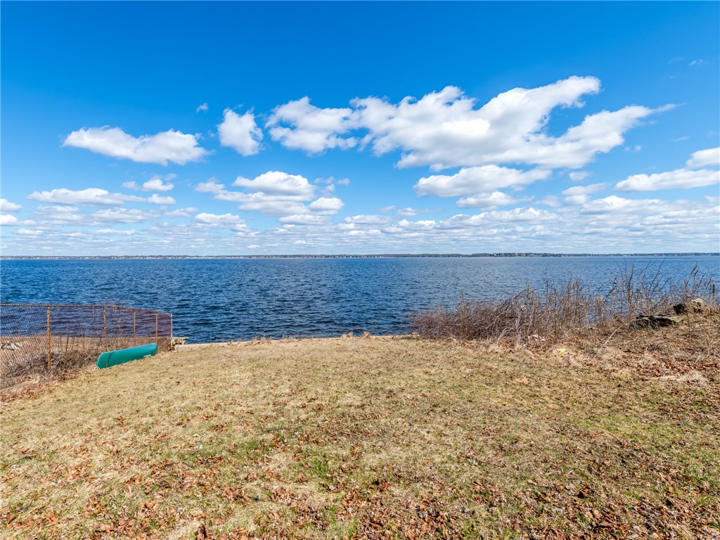 28 Fulton Street Warwick, RI 02889 - Photo 24 of 26
