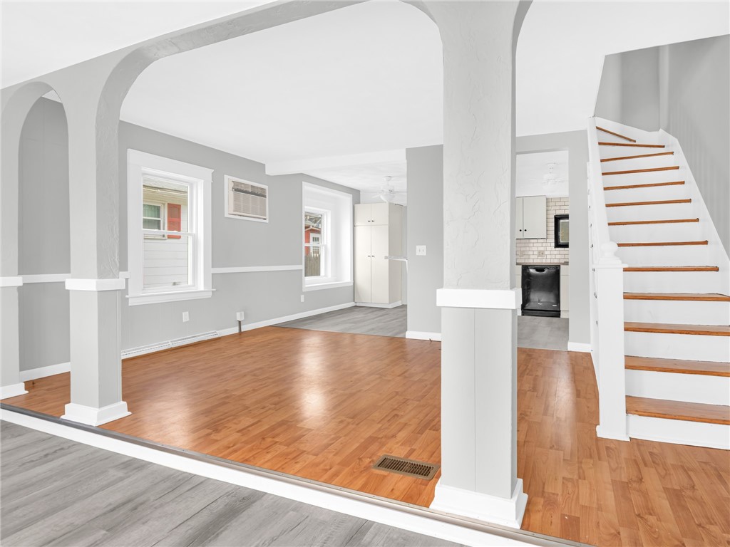 28 Fulton Street Warwick, RI 02889 - Photo 5 of 26
