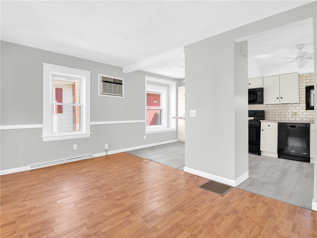 28 Fulton Street Warwick, RI 02889 - Photo 7 of 26