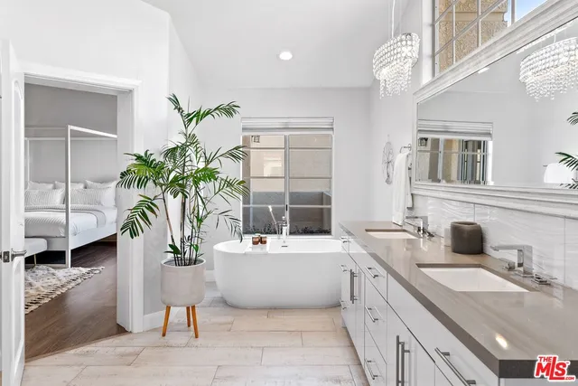 $1,250,000 | 23218 Runnymede Street, West Hills, CA 91307