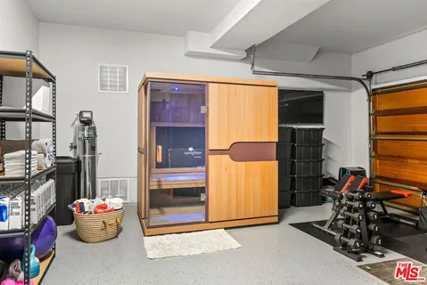 $1,350,000 | 23218 Runnymede Street, West Hills, CA 91307