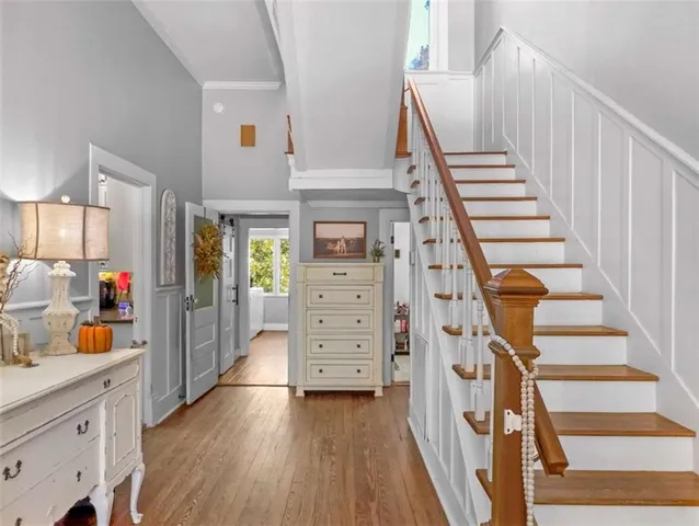 a bed room with a bed and a fireplace