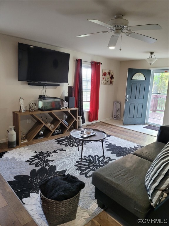 15230 McBryant Road Ruther Glen, VA 22546 - Photo 4 of 22 a bed room with furniture and a flat screen tv