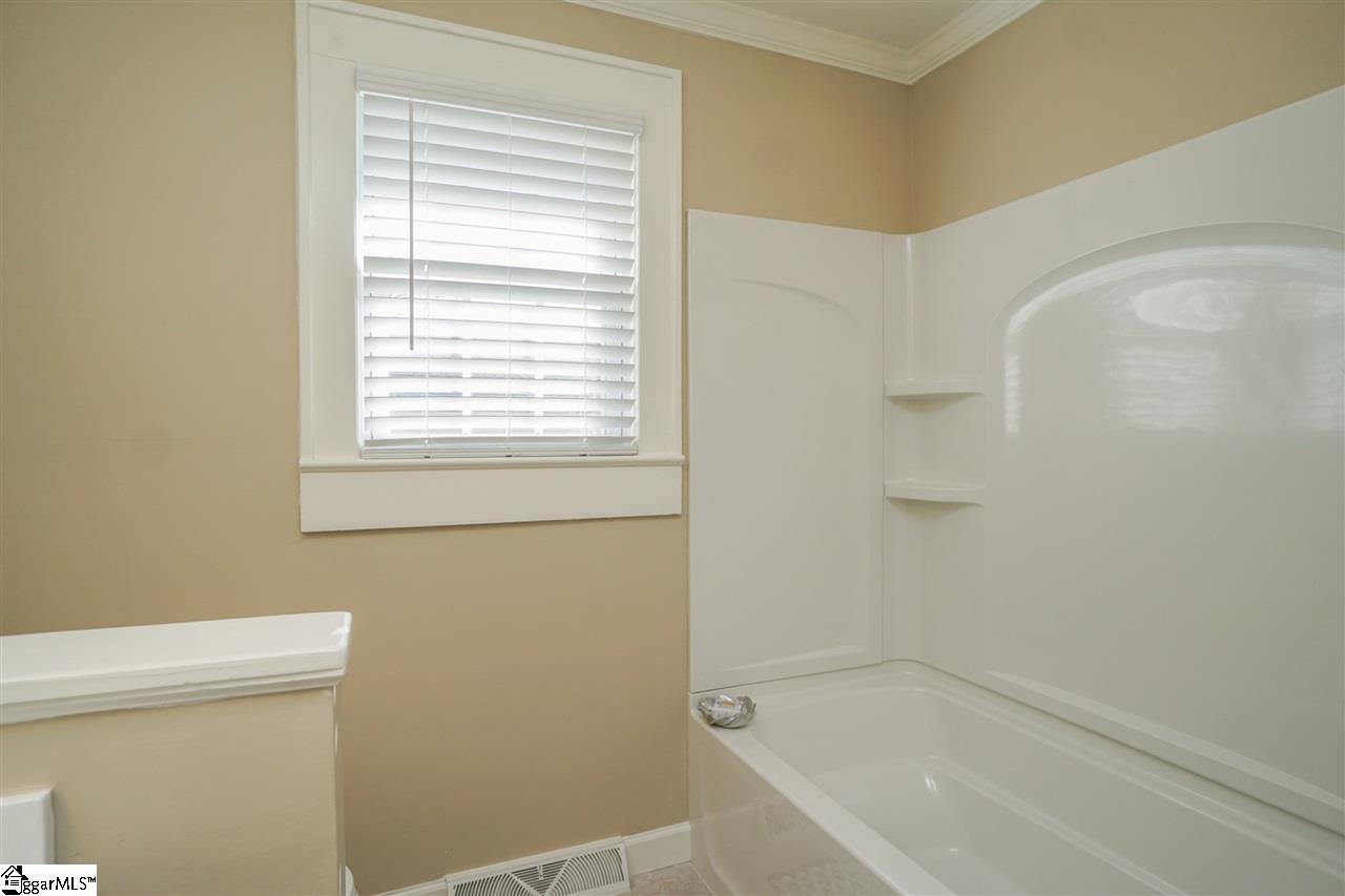 111 Taylors Road Taylors, SC 29687 - Photo 17 of 24 Gallery Image 17