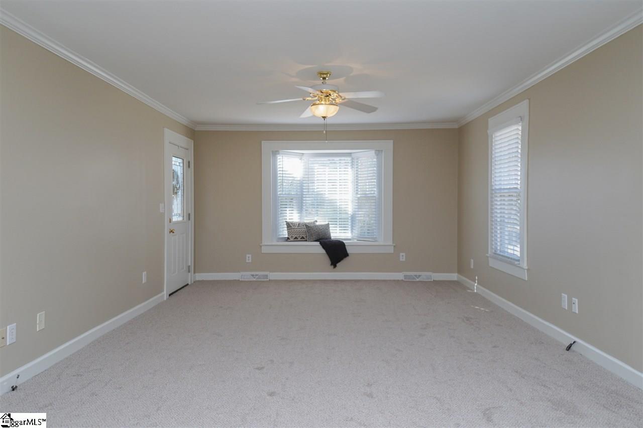 111 Taylors Road Taylors, SC 29687 - Photo 4 of 24 Gallery Image 4