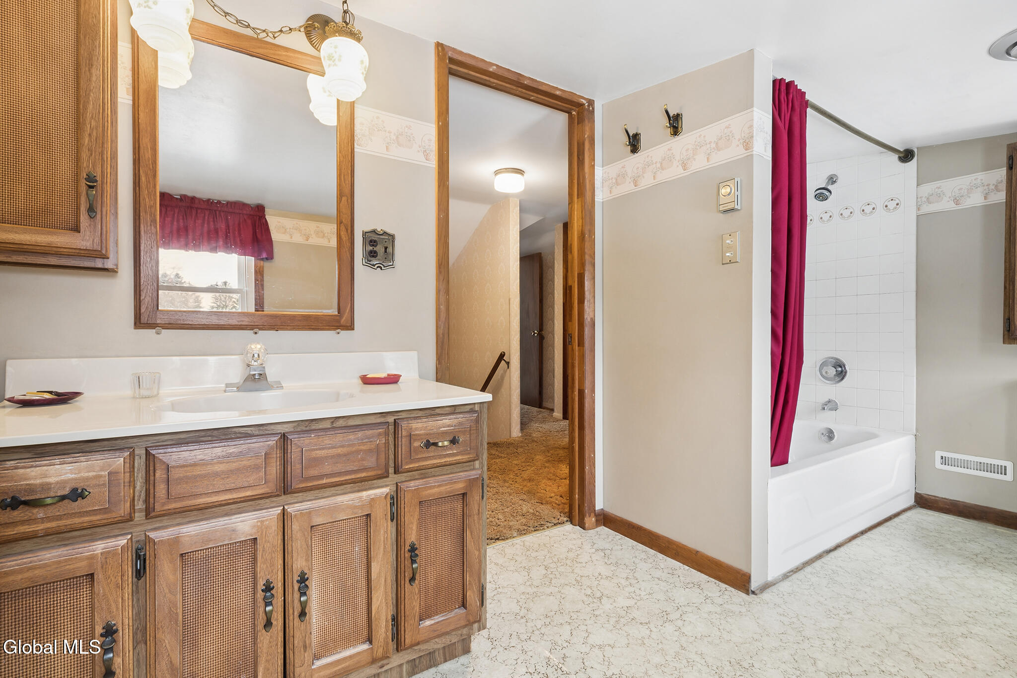 157 Grove Street Middleburgh, NY 12122 - Photo 14 of 20 FS_LT_030526_0021