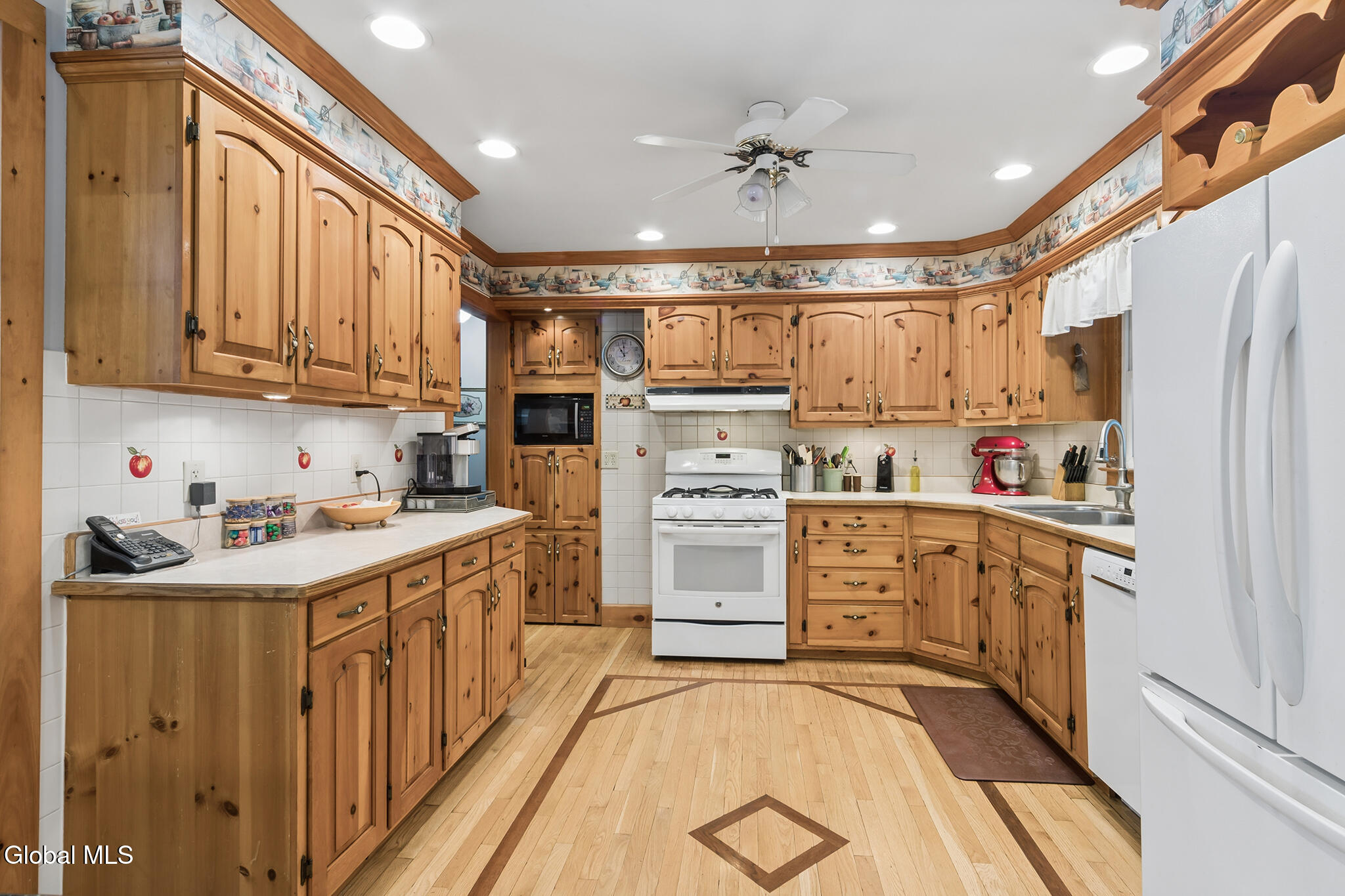 157 Grove Street Middleburgh, NY 12122 - Photo 8 of 20 FS_LT_030526_0003